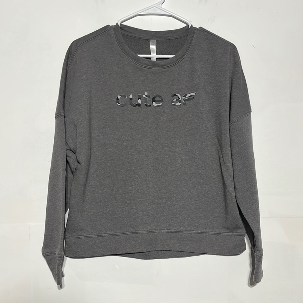 Fabletics Dark Grey Cute Af Camo Detail Crewneck Pullover Sweatshirt Size Small - Picture 2 of 7